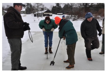 Ice harvesting in Litchfield, Connecticut, WMCC image.